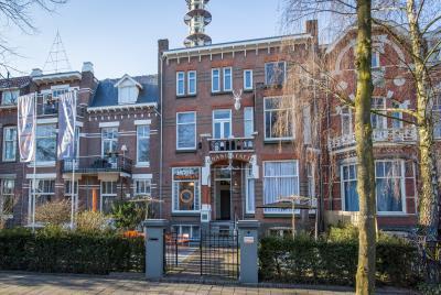 Hotel Oranjestaete