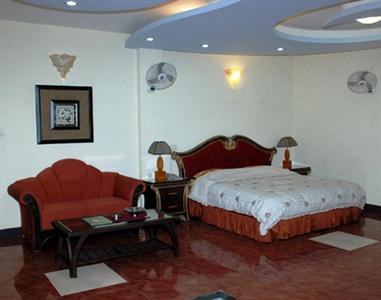 Hotel Yadu Residency
