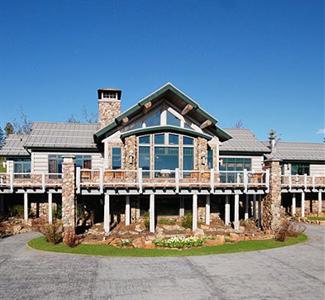 Big EZ Lodge