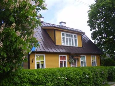 Karluti Hostel