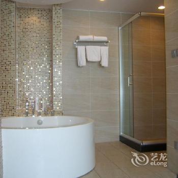 Luxurious Quartz Hotel