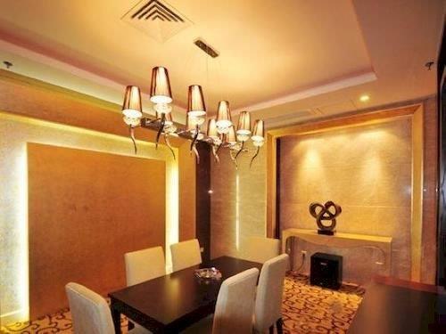 Yizhou Hotel