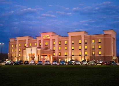Hampton Inn and Suites Pine Bluff