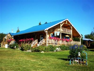 Lone Pine Ranch Bed & Breakfast & Bale