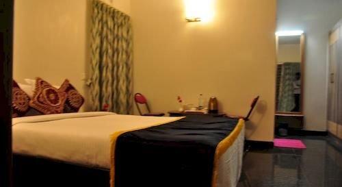 Orange Suites Airport Transit Stay