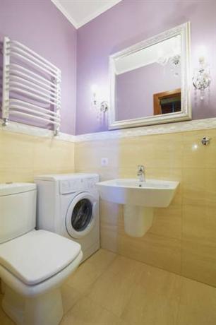 Апартаменты Queens Apartments