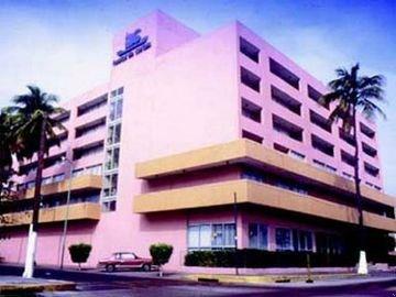 Hostal De Cortes