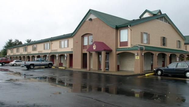 Scottish Inn & Suites-Allentown