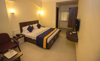 OYO Rooms Paldi Bus Stand