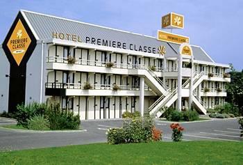 Premiere Classe Niort Est La Creche