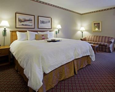 Hampton Inn Pittsburgh Monroeville