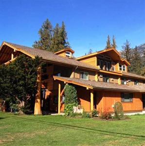 Bella Coola Mountain Lodge Formerly Coast Mountain Lodge