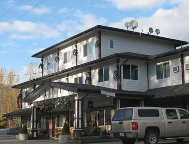 Revelstoke Gateway Inn