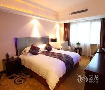 Huarong Business Hotel