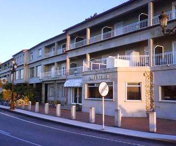 Hotel Rompeolas