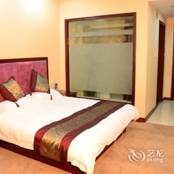 Dubai Holiday Hotel