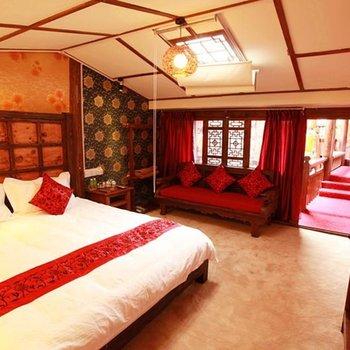 The Lijiang Ayan Inn Shangpeng Court