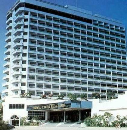 Royal Twins Palace Hotel