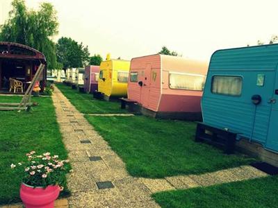 Lucky Lake Hostel