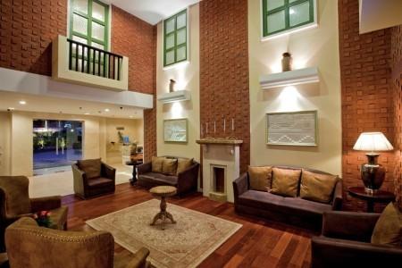 Country Inn and Suites Ahmedabad