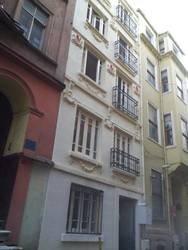 Doors Residence and Suites