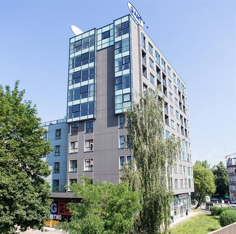 Aravel Legnicka Street
