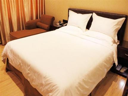 GreenTree Alliance Shenzhen Longgang Long-distance Bus Station Hotel
