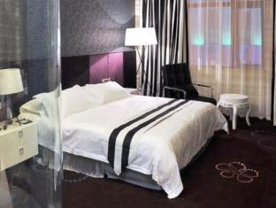 Xile Yijia Fashion Boutique Hotel