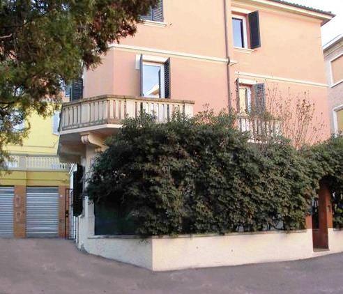 La Maison Du Lipp