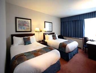 Park Place Ramada Plaza Hotel