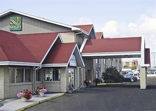 Quality Inn West Edmonton