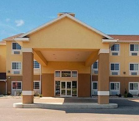 Estherville Hotel & Suites