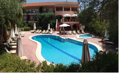 Aloni Hotel