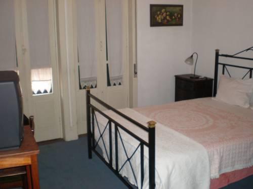 Residencia LIS B&B and Parking