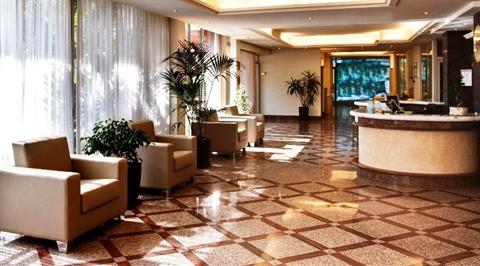 Continental Hotel Nago-Torbole