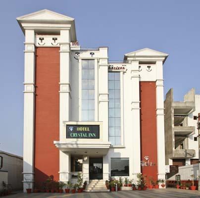 Hotel Crystal Inn