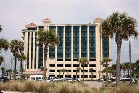 Pier House 60 Clearwater Beach Marina Hotel