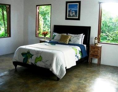 El Hotelito at The Rainforest Experience Farm