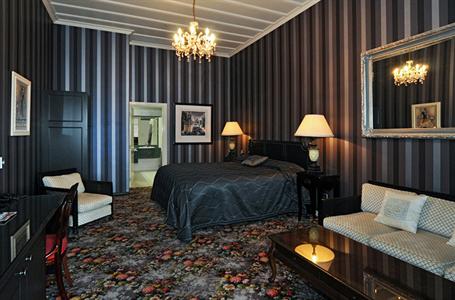 Princes Gate Hotel