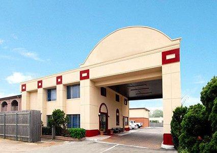 Econo Lodge Inn & Suites Houston