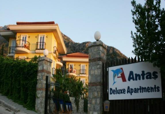 Antas Apartment