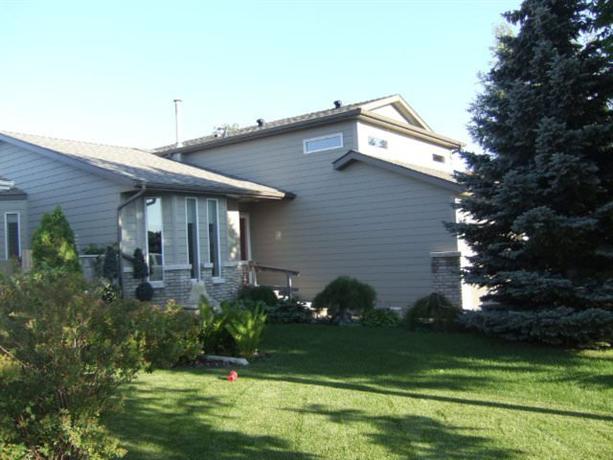 Homestay in Saskatoon near Forestry Farm Park and Zoo