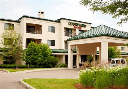 Courtyard by Marriott Burlington Taft Corners