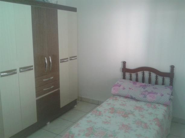 Homestay In Vizinho De Um Lado E Area Verde De Outro Cuiaba