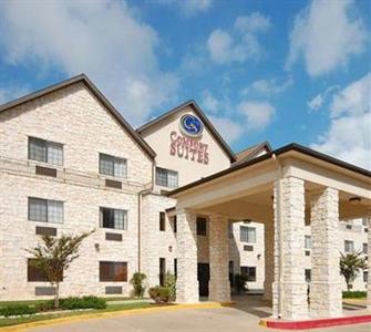 Comfort Suites I-35 North