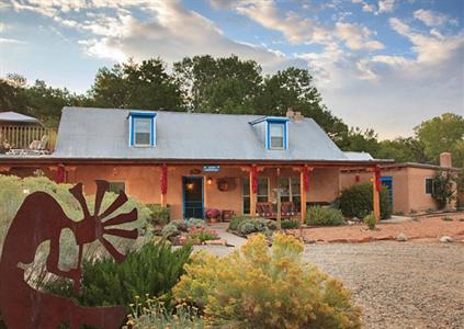 Casa Escondida Bed & Breakfast