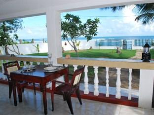 Beach House Mirissa