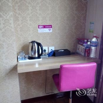 Qingzhou Belle boutique room