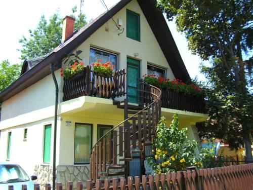 Miki Apartmanok es Vendeghazak