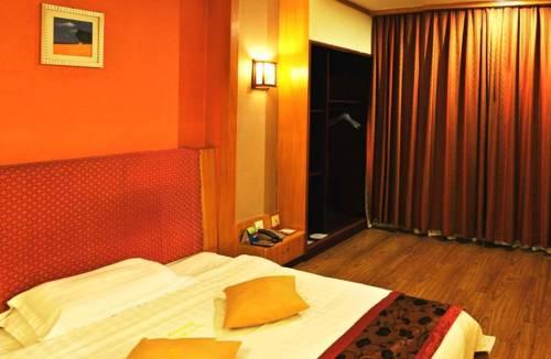 Homey Hotel Chongqing Shiqiaopu